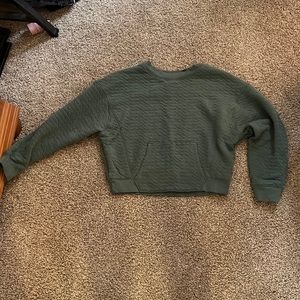 Crinkle athletic crew